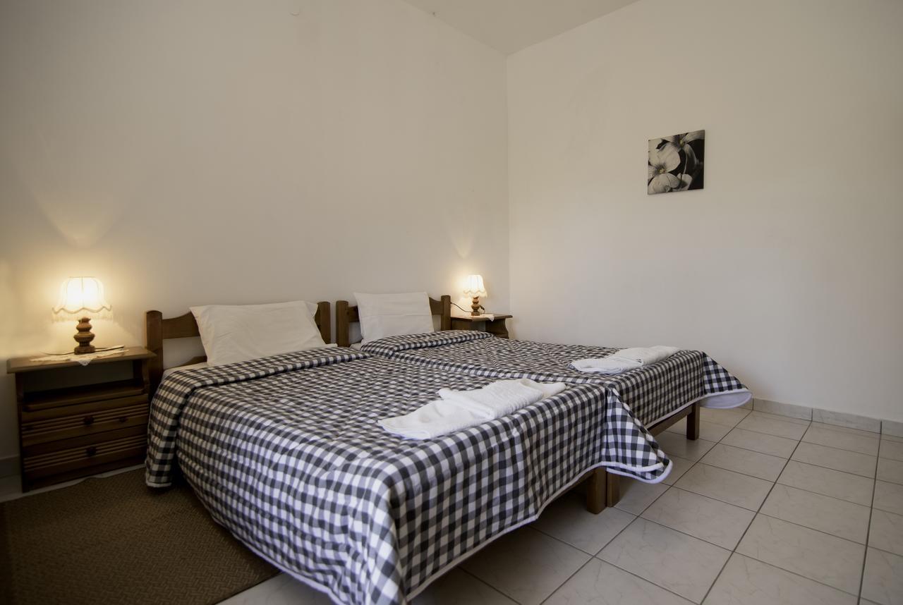 Apartment Blue Pearl *