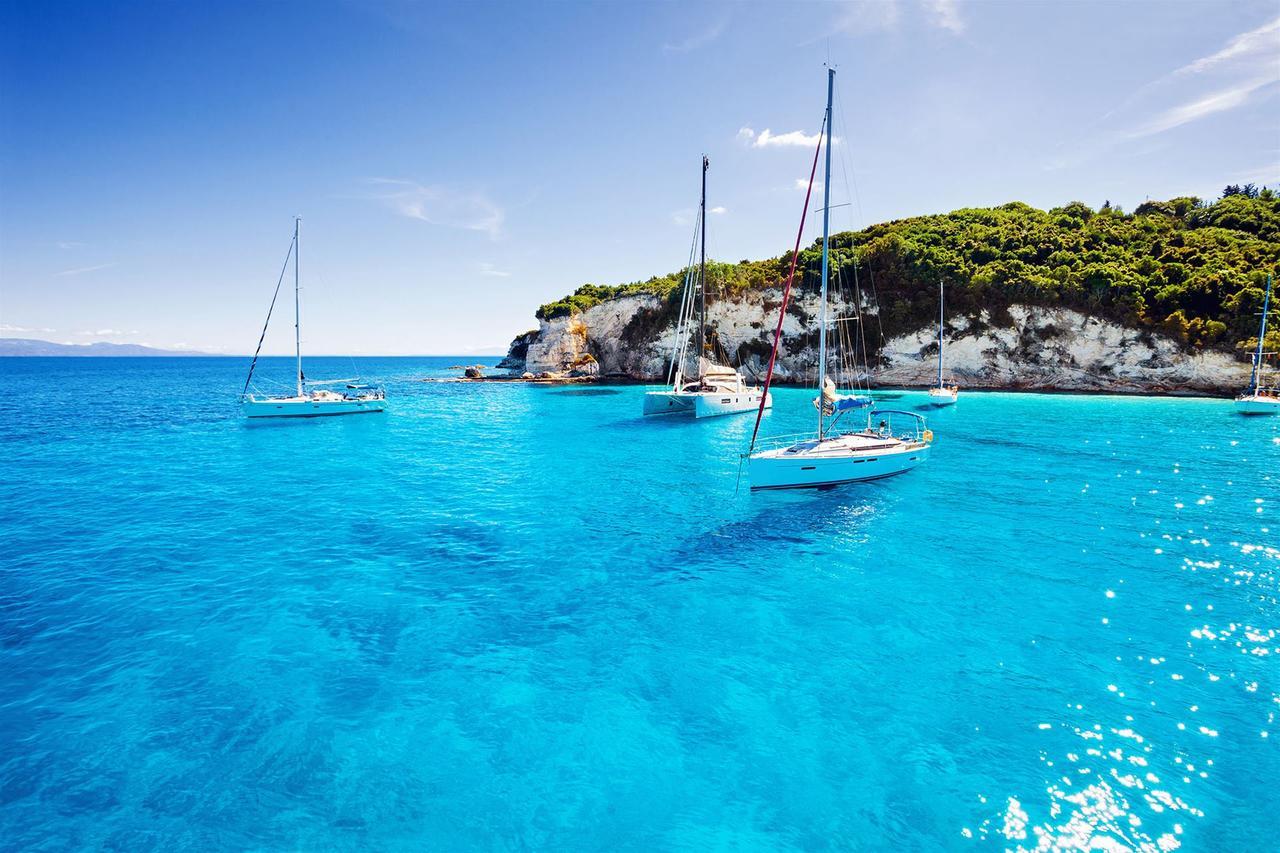 Blue Pearl Agios Georgios Pagon