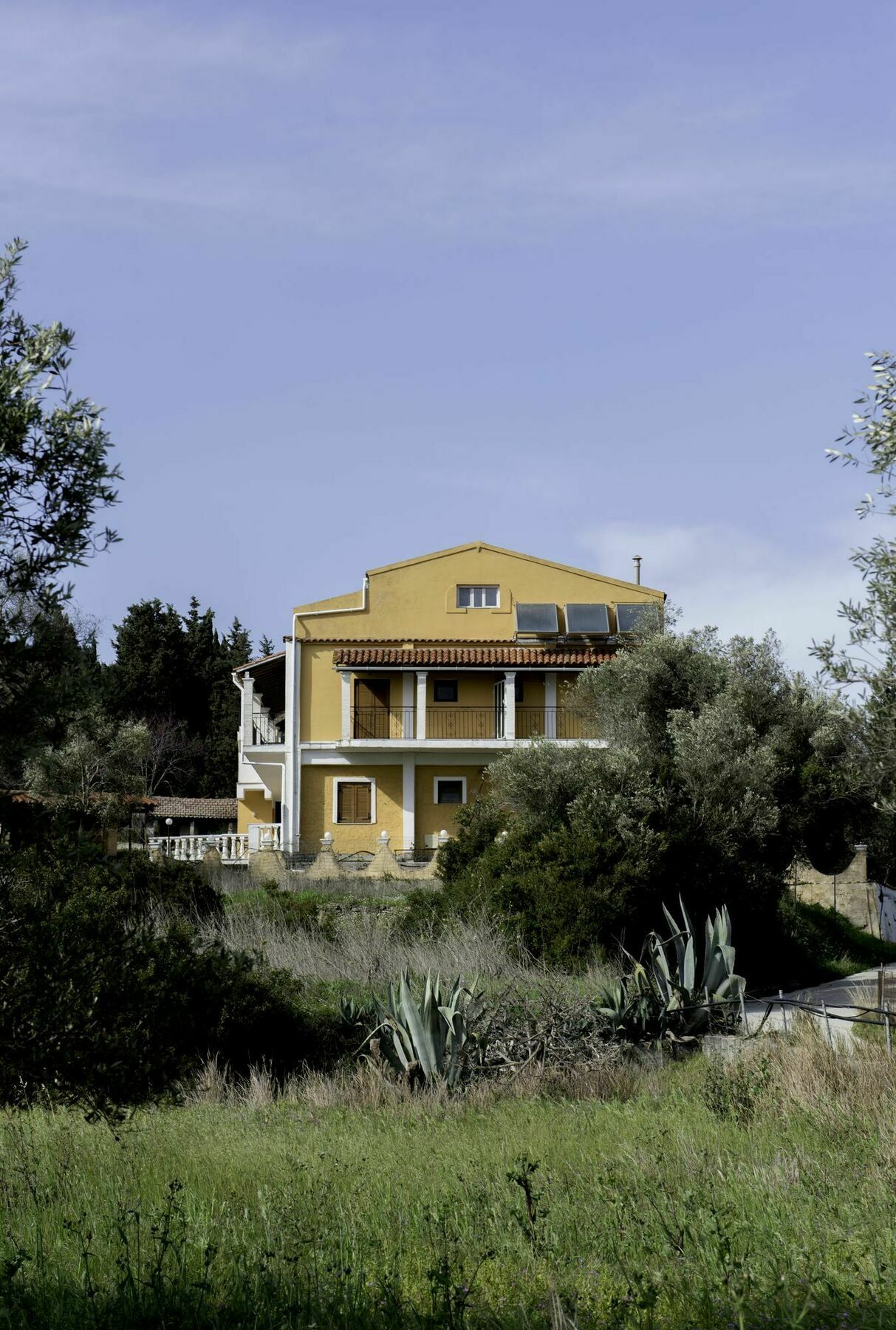 Blue Pearl * Agios Georgios Pagon